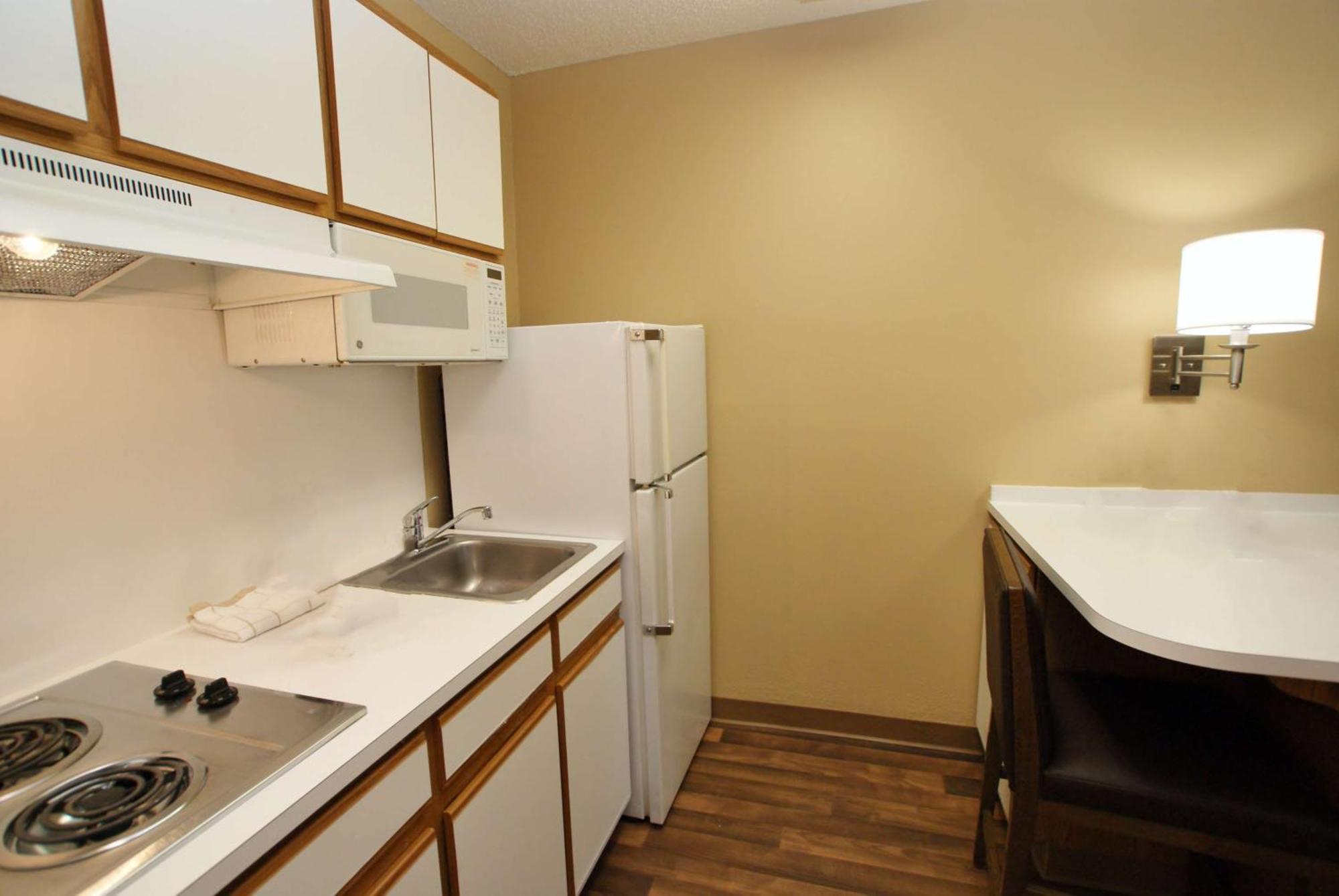 Extended Stay America Select Suites - Durham - University - Ivy Creek Blvd Exteriér fotografie
